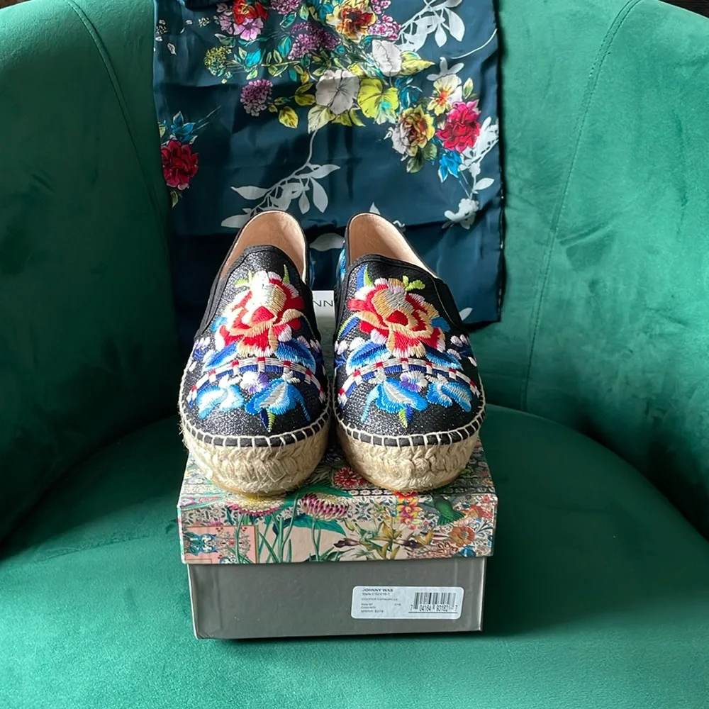 NWT Johnny Was Cooper Espadrilles